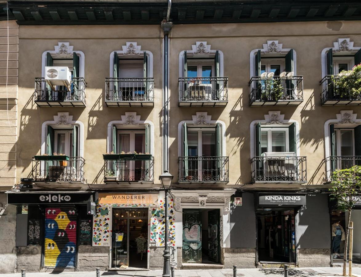 Living Velarde Apartment Madrid Exterior photo